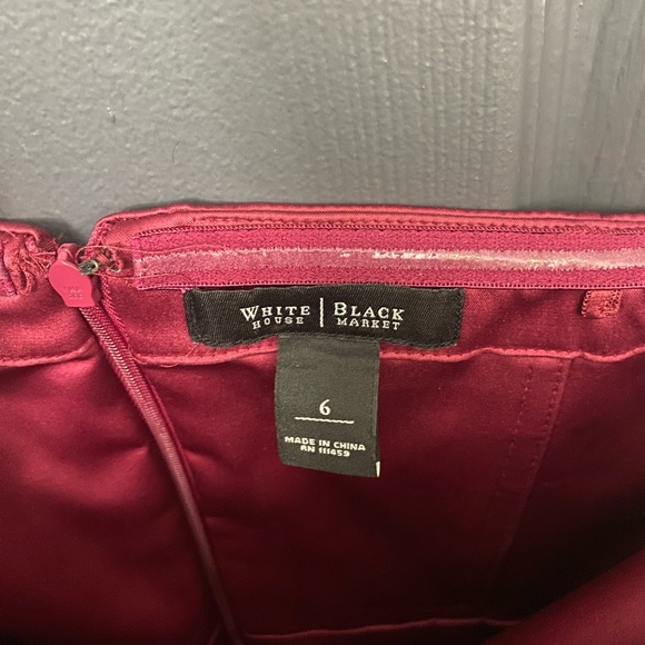 Size 6 White House Black Market Dress - Picture 2 of 3